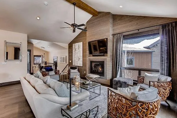 Regina Experimental Hotel 5*