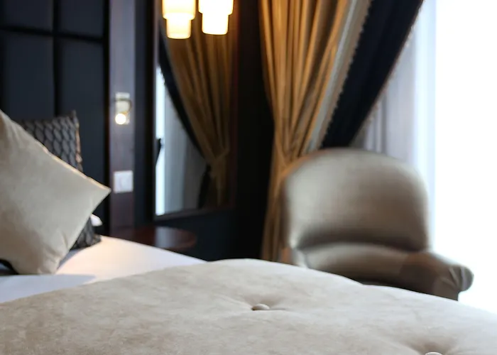 Regina Experimental Hotel 5*