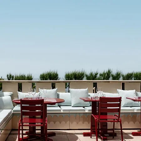 Regina Experimental 5* Μπιαρίτζ