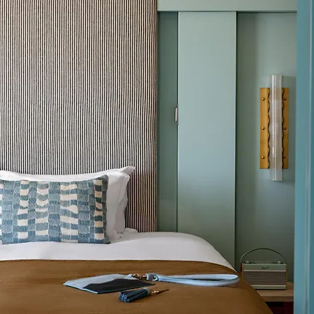 Regina Experimental ビアリッツ