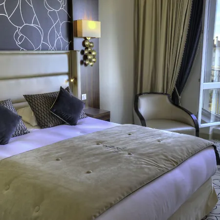 ホテル Regina Experimental ビアリッツ