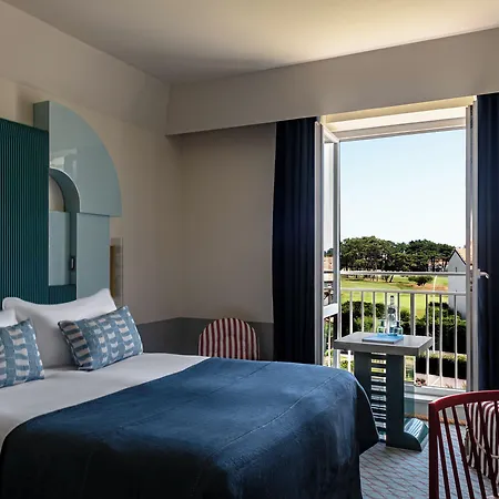 ホテル Regina Experimental 5*